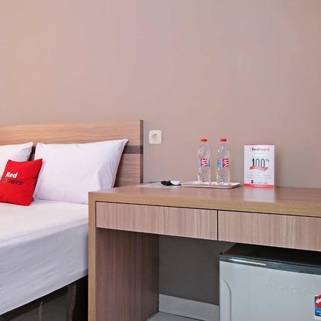 Reddoorz @ Karet Pedurenan 2 Jakarta Eksteriør billede