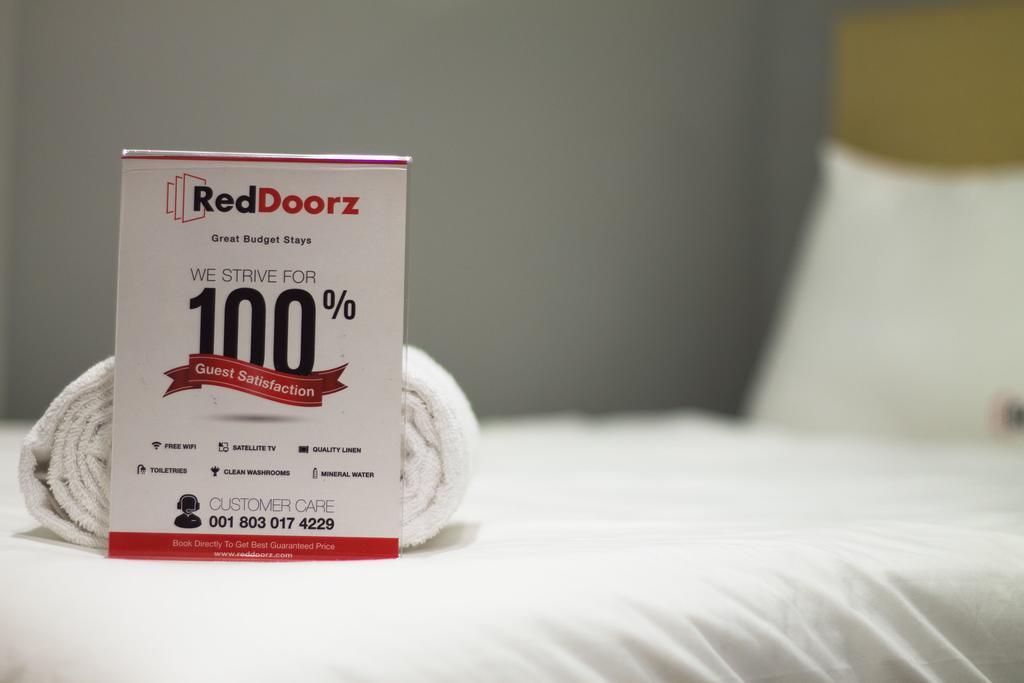 Reddoorz @ Karet Pedurenan 2 Jakarta Eksteriør billede